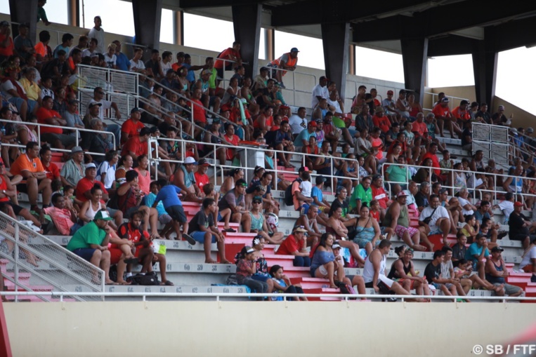 Le public est venu en masse de Moorea Le public est venu en masse de Moorea