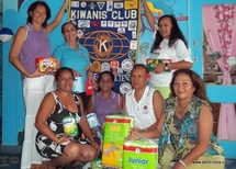 Remise de colis bébés à des familles nécessiteuses de Papeete