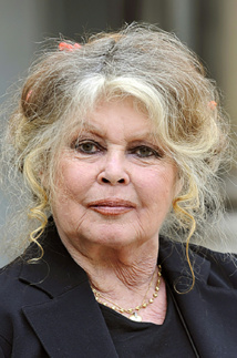 La Réunion: Bardot présente des excuses et redit sa "révolte" La Réunion: Bardot présente des excuses et redit sa "révolte"