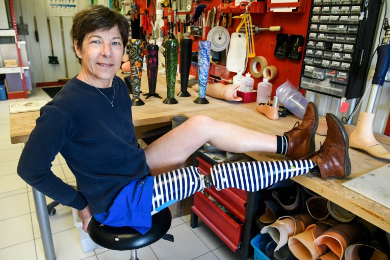 Désormais rayées, fleuries ou chamarrées, les prothèses s'affichent Désormais rayées, fleuries ou chamarrées, les prothèses s'affichent