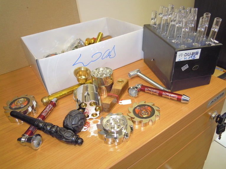 Des pipettes étaient en vente libre dans une foire de rentrée