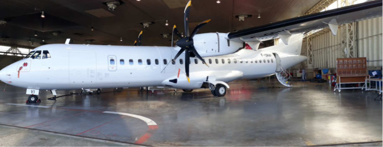 Le F-ORVI à l’aéroport de Toulouse Francazal entièrement blanc. (Photo : Thierry CAER) Le F-ORVI à l’aéroport de Toulouse Francazal entièrement blanc. (Photo : Thierry CAER)