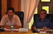 Les rapporteurs messieurs Jean TAMA et Ethode REY (de gauche à droite)