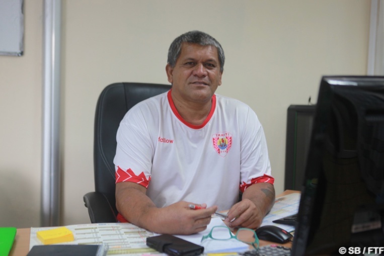 Festival des îles – Charles Ariiotima « Un coup de chapeau aux Marquises » Festival des îles – Charles Ariiotima « Un coup de chapeau aux Marquises »