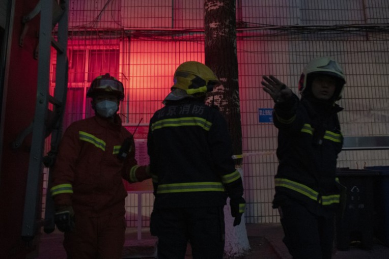 Chine: au moins 30 pompiers périssent dans un incendie de montagne