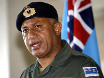 Le Contre-amiral Bainimarama dirige depuis début 2007 un gouvernement issu de son putsch du 5 décembre 2006.