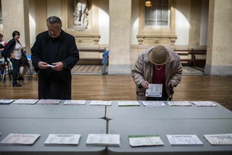 Européennes: 12 têtes de liste lancent la campagne, déjà chahutée