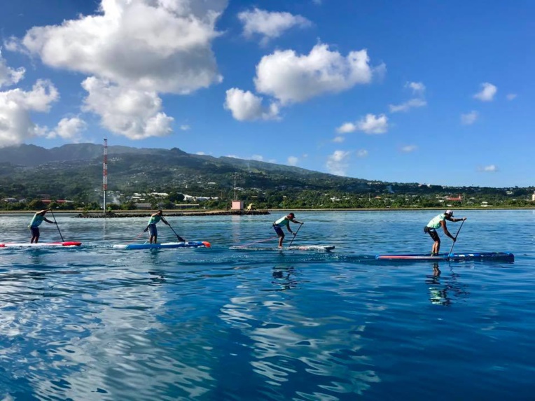 La course s'est faite dans des conditions particulièrement éprouvantes © Air France Paddle Festival © Air France Paddle Festival La course s'est faite dans des conditions particulièrement éprouvantes © Air France Paddle Festival © Air France Paddle Festival