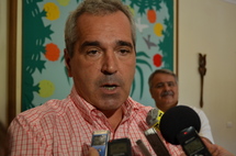 Richard Didier et en arrière-plan, le vice-recteur Jean-Claude Cirioni