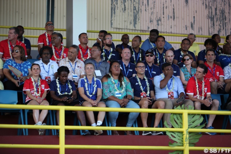 Des nombreux responsables du football international étaient présents Des nombreux responsables du football international étaient présents