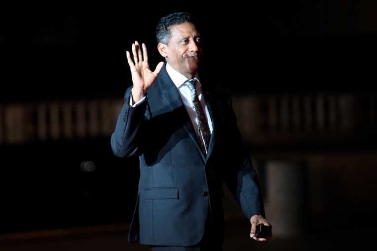 A 120 m de profondeur, le président des Seychelles plaide pour la protection des océans A 120 m de profondeur, le président des Seychelles plaide pour la protection des océans