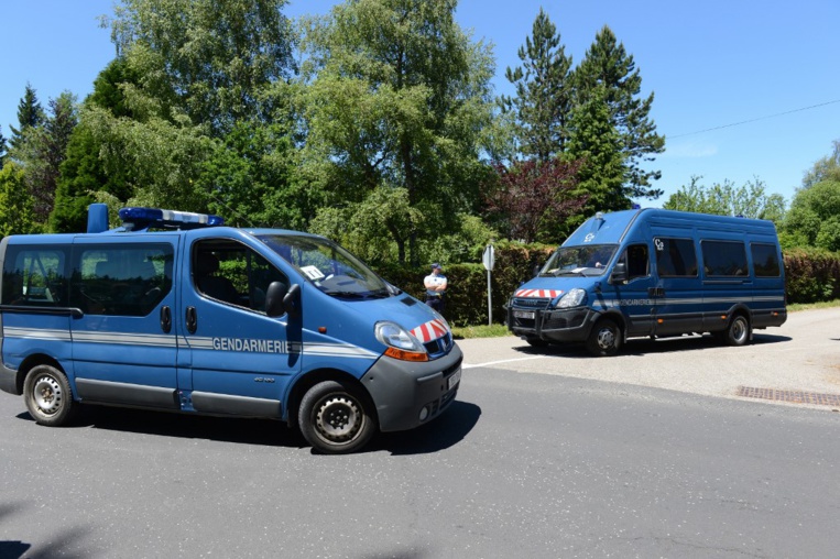 Trois corps découverts dans une villa des Monts du Lyonnais