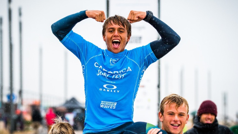 Surf Pro junior- Caparica Surf Fest : Belle victoire pour Kauli Vaast Surf Pro junior- Caparica Surf Fest : Belle victoire pour Kauli Vaast