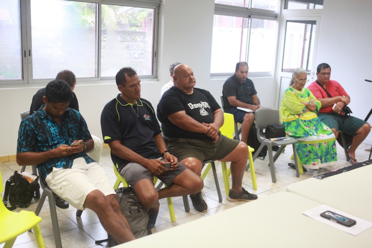 Les représentants des deux fédérations étaient présents Les représentants des deux fédérations étaient présents