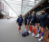 Le XV de France de retour à Auckland, à l'abri des regards, Estebanez suspendu