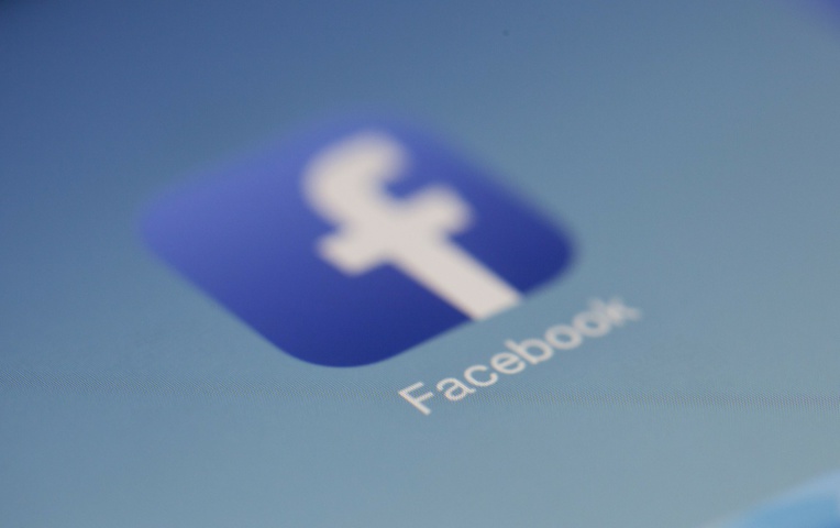 Offensive de Facebook contre des figures extrémistes "dangereuses"