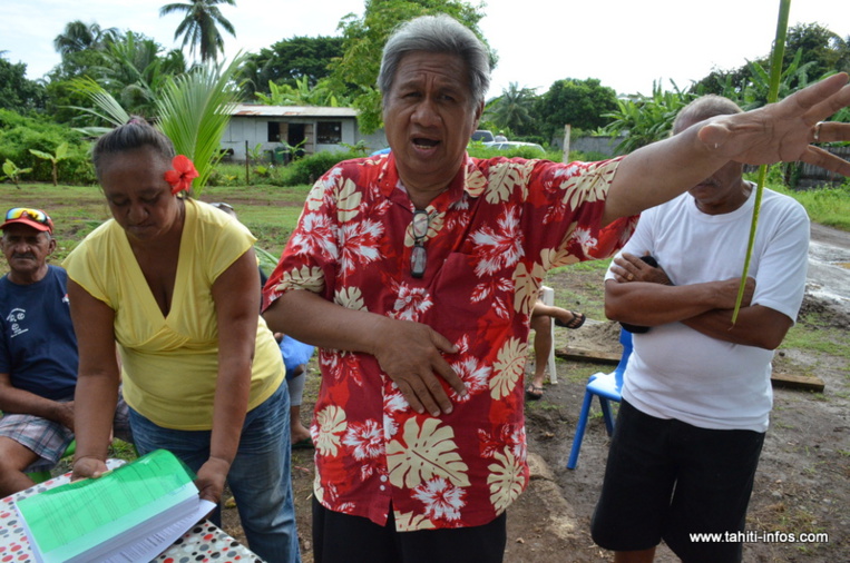 Monil Tetuanui, en avril 2016 lors d'une manifestation des associations familiales concernées par le foncier du Village Tahitien à Outumaoro.