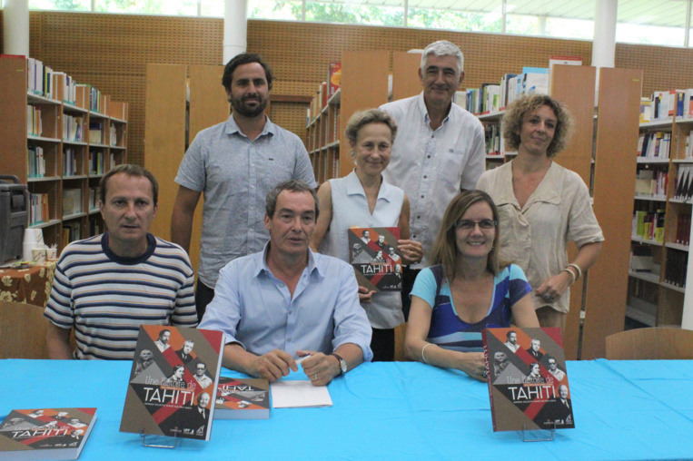 Le livre a été rédigé par un collectif d'auteurs sous la direction d'Éric Conte. Le livre a été rédigé par un collectif d'auteurs sous la direction d'Éric Conte.