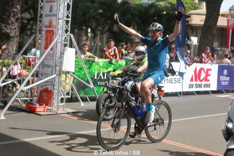 Une arrivée victorieuse pour Jérôme Coppel Une arrivée victorieuse pour Jérôme Coppel