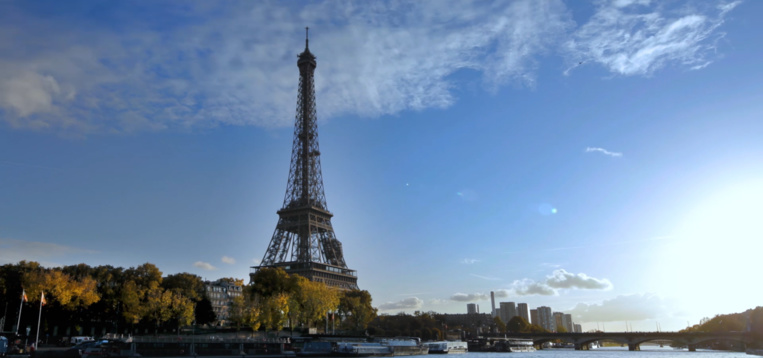 La Tour Eiffel a 130 ans 