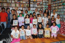2 000 exemplaires des Fables la Fontaine en Tahitien offerts aux écoles