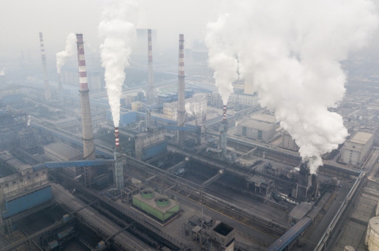 Un gaz néfaste pour la couche d'ozone, pourtant interdit, repéré en Chine Un gaz néfaste pour la couche d'ozone, pourtant interdit, repéré en Chine