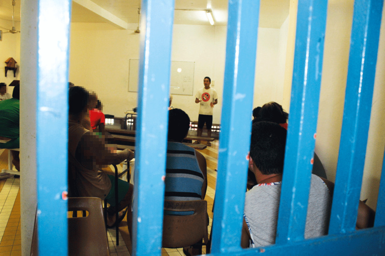 Une quinzaine de détenus ont assisté à la réunion de Nana sac plastique.