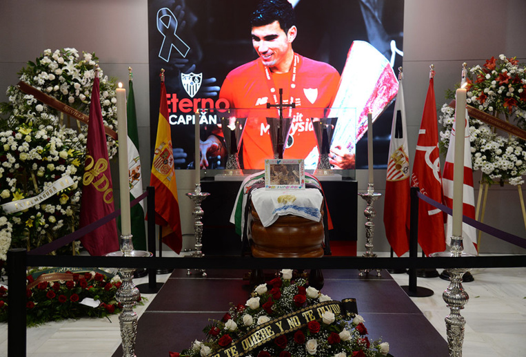 Espagne: funérailles du footballeur Reyes, victime d'un accident polémique Espagne: funérailles du footballeur Reyes, victime d'un accident polémique