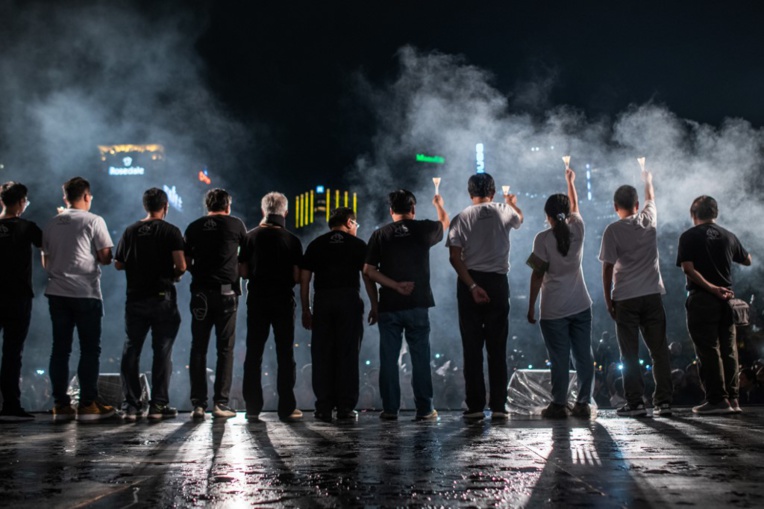 Washington dénonce la répression de Tiananmen, Pékin la justifie Washington dénonce la répression de Tiananmen, Pékin la justifie