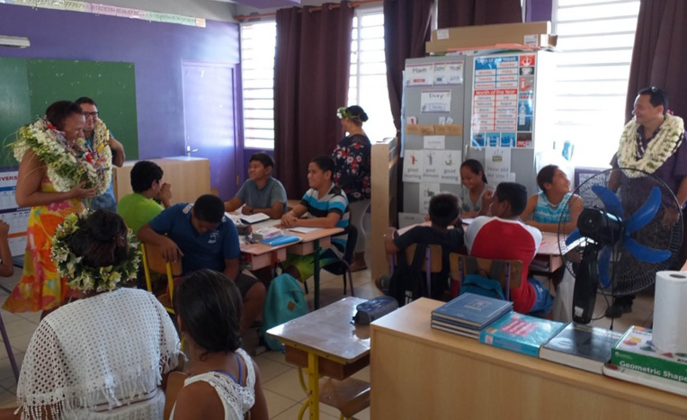 La 6e à l'école primaire de Arutua La 6e à l'école primaire de Arutua