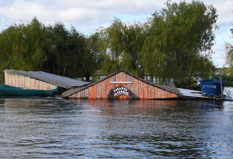 Paraguay: Alberdi, une ville transformée en île par les inondations Paraguay: Alberdi, une ville transformée en île par les inondations