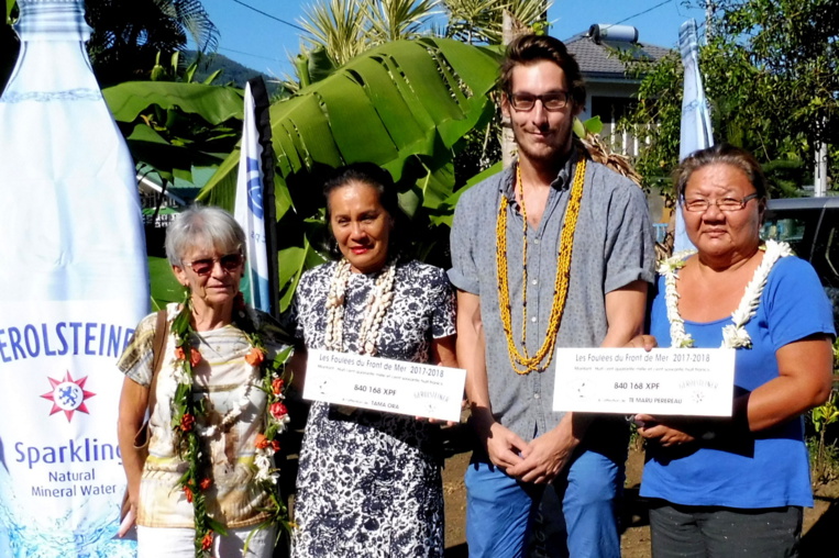 Les Foulées du front de mer : deux associations ont reçu leur chèque Les Foulées du front de mer : deux associations ont reçu leur chèque