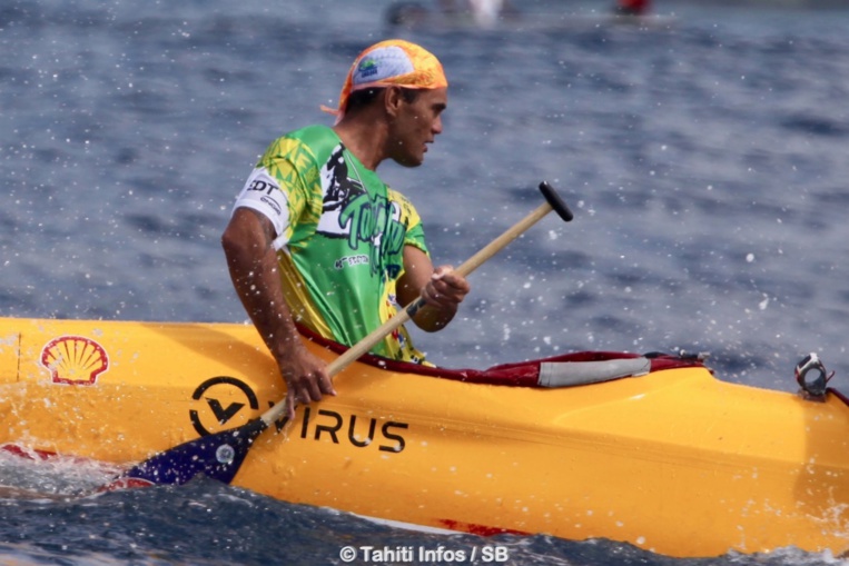 David Tepava sait lire l'océan comme personne d'autre David Tepava sait lire l'océan comme personne d'autre