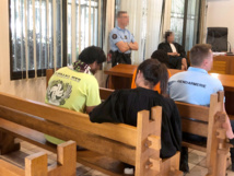 Un père incarcéré pour une affaire de bébé secoué Un père incarcéré pour une affaire de bébé secoué