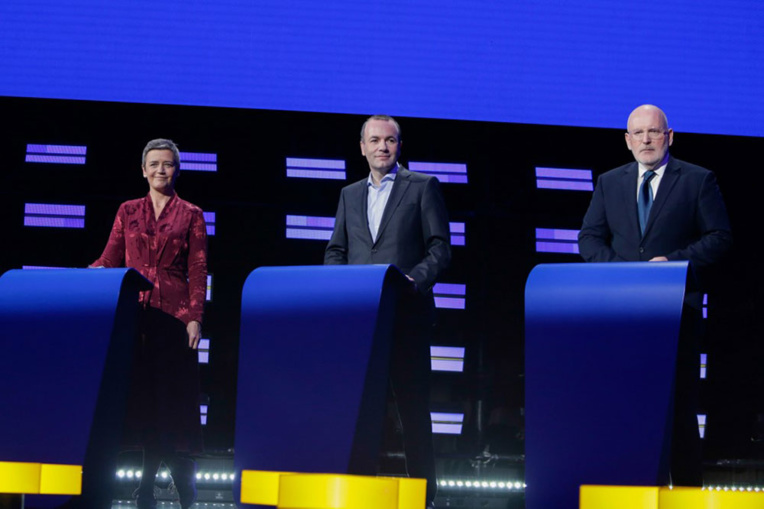 Margrethe Vestager, Manfred Weber et Frans Timmermans.
