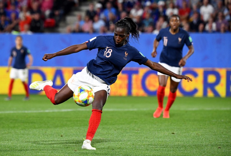 Bleues: la fête continue, le plus dur commence Bleues: la fête continue, le plus dur commence