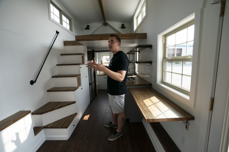 "Tiny Houses", des mini-maisons qui séduisent de plus en plus d'Américains "Tiny Houses", des mini-maisons qui séduisent de plus en plus d'Américains