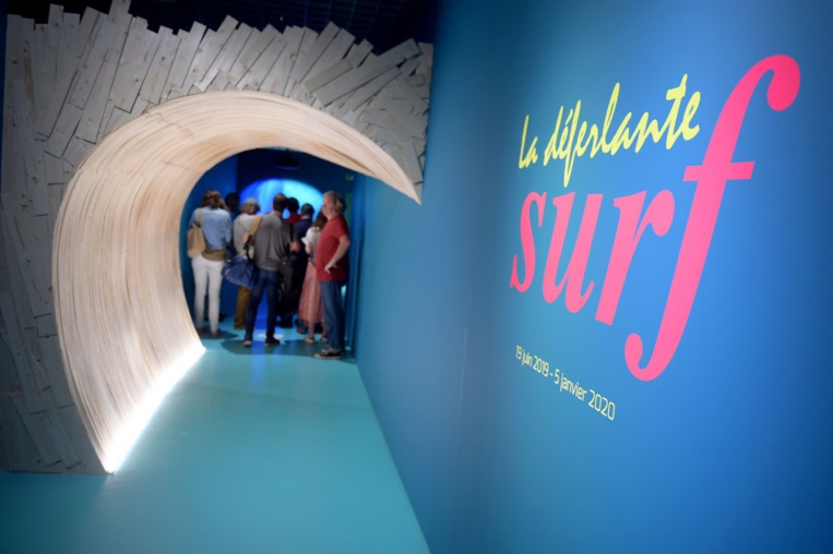 Exposition: "déferlante surf" à Bordeaux