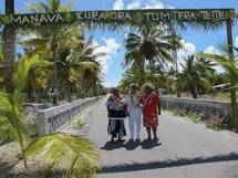 Déplacement du Haut-Commissaire dans les atolls de Tureia et de Moruroa