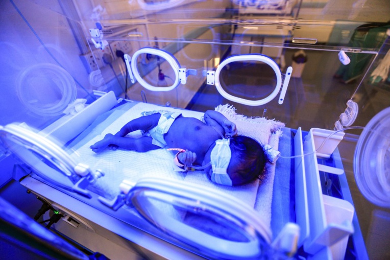 Un nouveau congé de paternité pour les pères de bébés prématurés ou hospitalisés