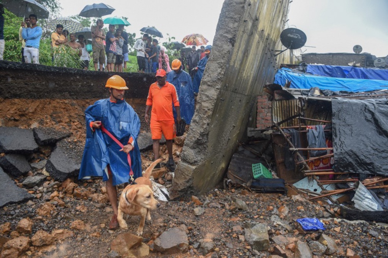 Mousson en Inde : 21 morts dans l'effondrement d'un mur à Bombay