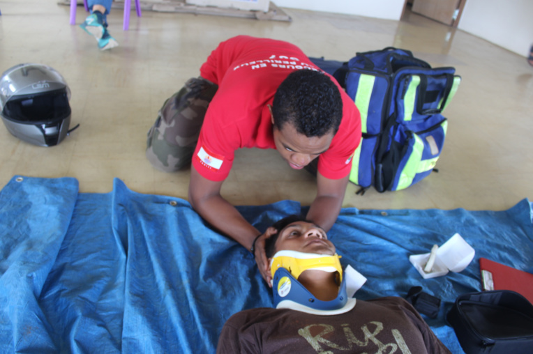 Premiers secours, apprendre les gestes qui sauvent Premiers secours, apprendre les gestes qui sauvent