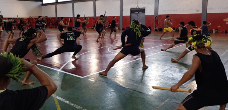 Tamari’i Mataiea dansera l’histoire
de Vai-‘Uriri Tamari’i Mataiea dansera l’histoire
de Vai-‘Uriri