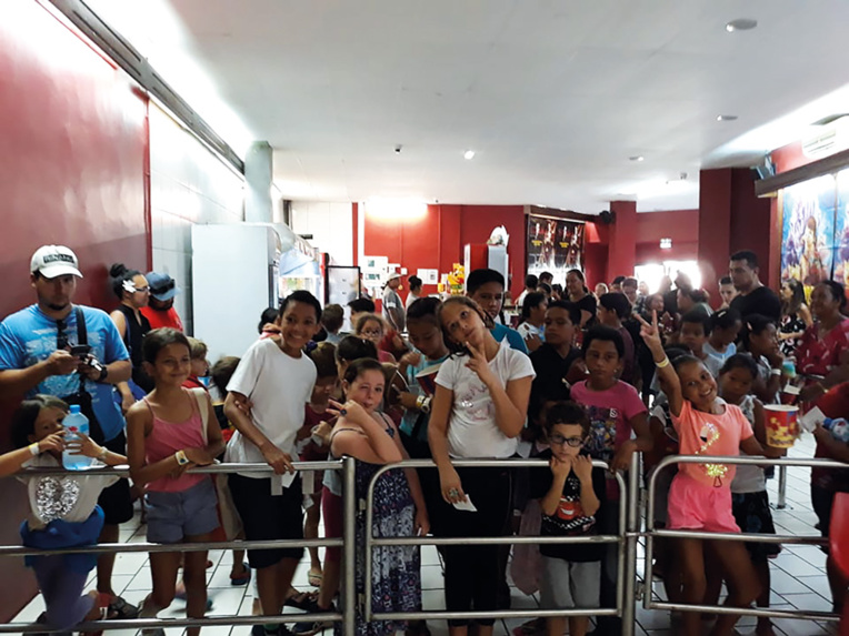 Le cinéma, c’est l’aventure, le rêve, l’émotion, la joie, le partage, Cinékid Tahiti veut ainsi donner aux enfants le goût de fréquenter, sans leurs parents, les salles obscures, Le cinéma, c’est l’aventure, le rêve, l’émotion, la joie, le partage, Cinékid Tahiti veut ainsi donner aux enfants le goût de fréquenter, sans leurs parents, les salles obscures,