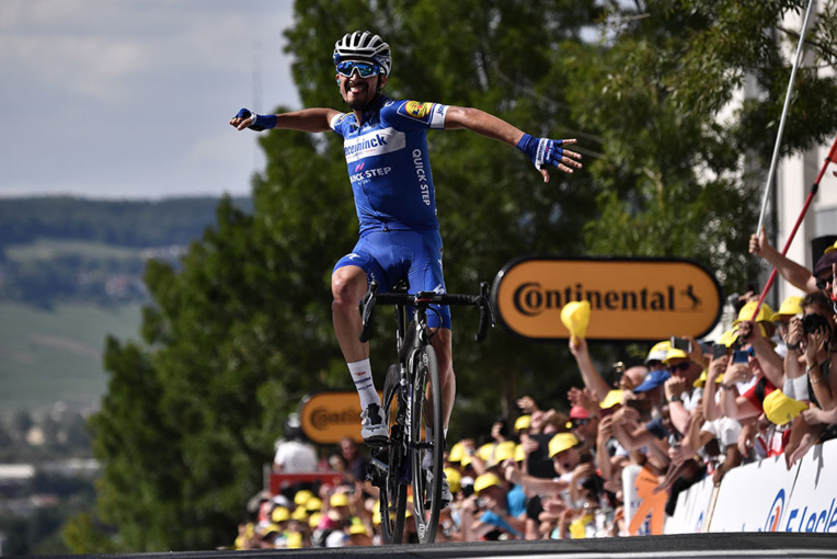 Tour de France: Champagne pour Alaphilippe ! Tour de France: Champagne pour Alaphilippe !