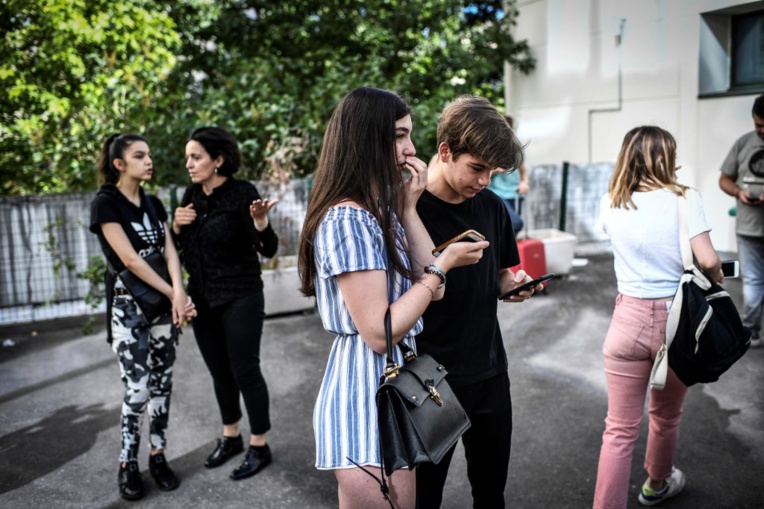Bac: les critiques persistent au premier jour des oraux de rattrapage Bac: les critiques persistent au premier jour des oraux de rattrapage