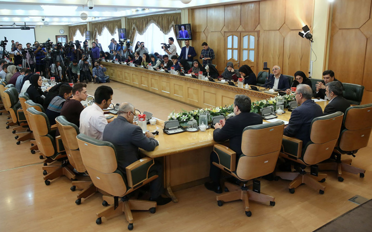 Nucléaire: Téhéran augmente son degré d'enrichissement et met en garde l'Europe Nucléaire: Téhéran augmente son degré d'enrichissement et met en garde l'Europe