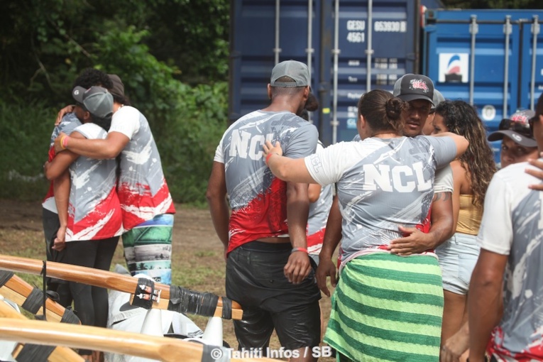 La Calédonie abandonne après un contact avec Tahiti