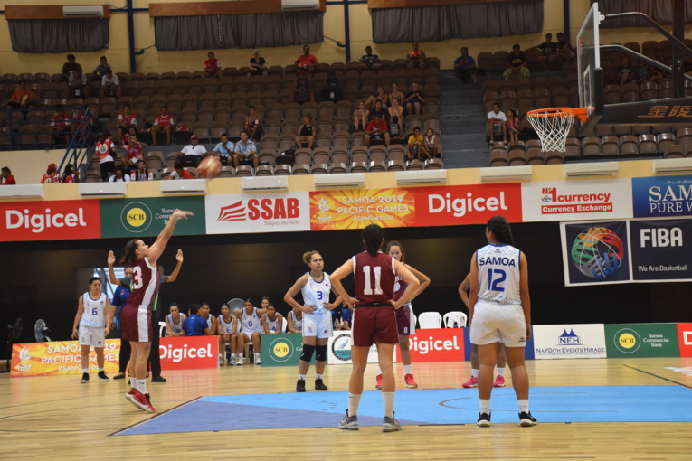 La sélection féminine s'est inclinée de son côté en quarts de finale face aux Samoa.