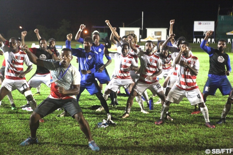 La vibrante célébration finale des Cagous La vibrante célébration finale des Cagous